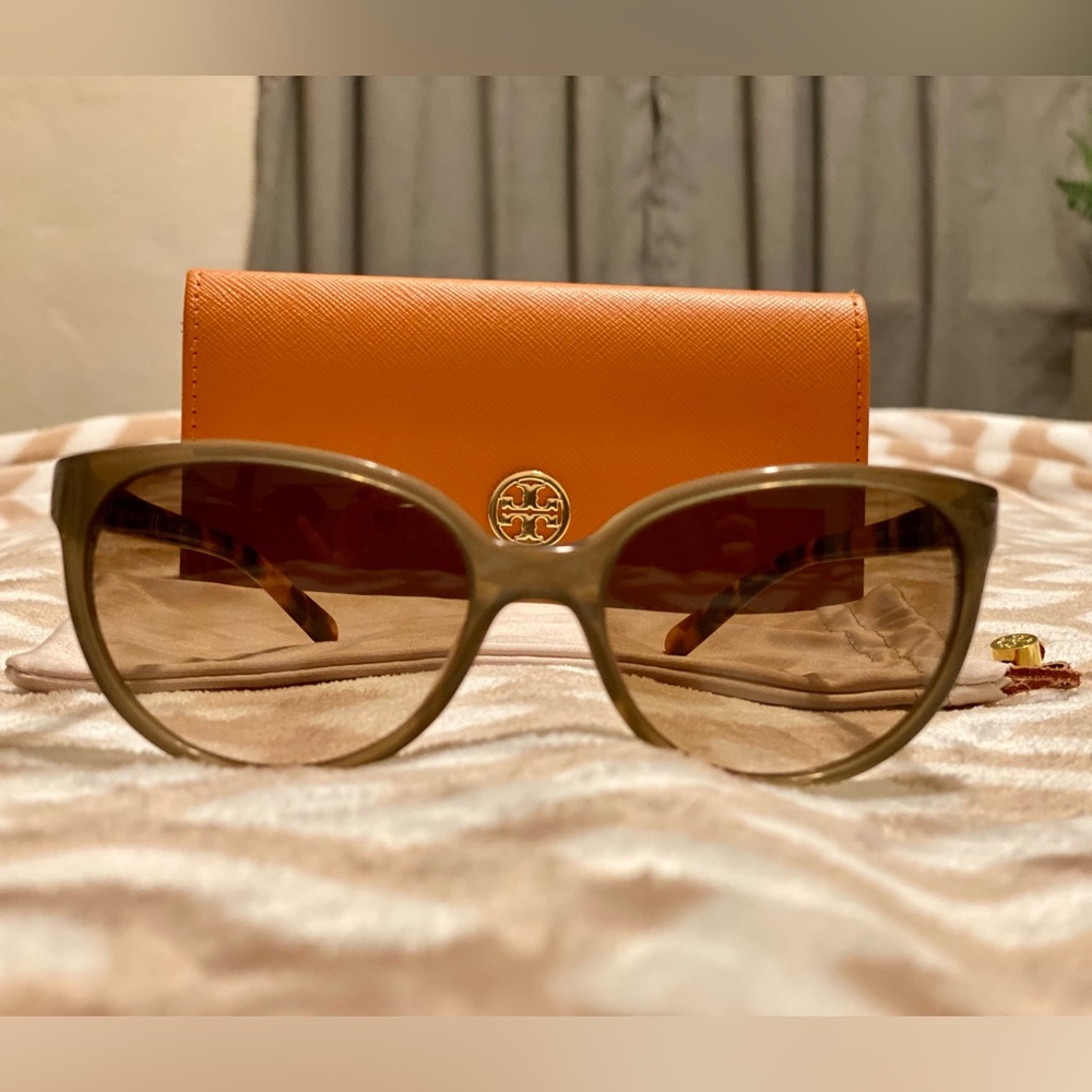 🔥Tory Burch Sunglasses